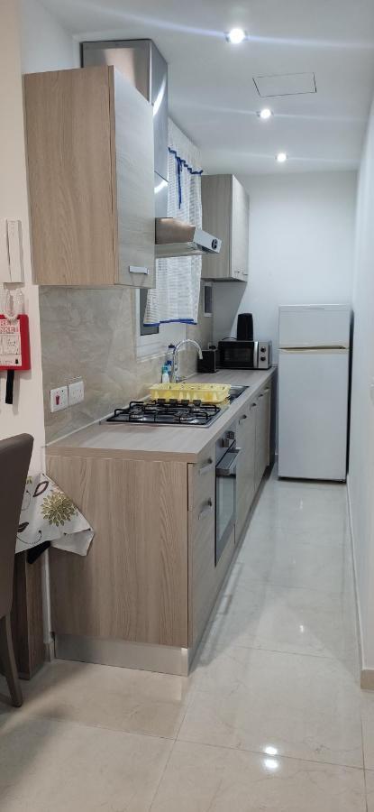 One Bed Room Apartment With Terrace 마르사스칼라 외부 사진