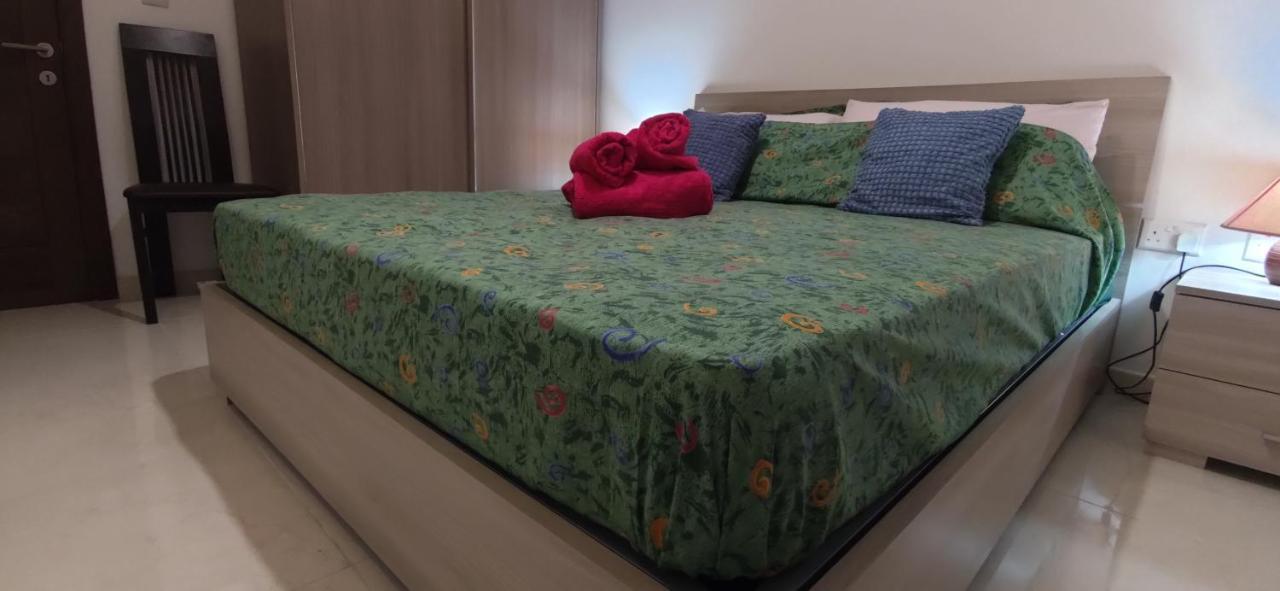 One Bed Room Apartment With Terrace 마르사스칼라 외부 사진