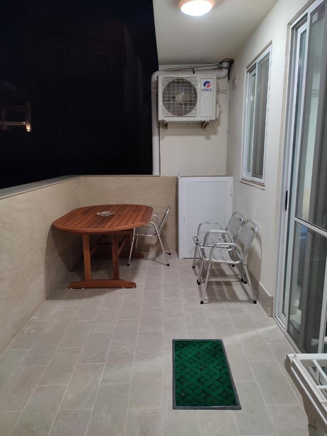 One Bed Room Apartment With Terrace 마르사스칼라 외부 사진